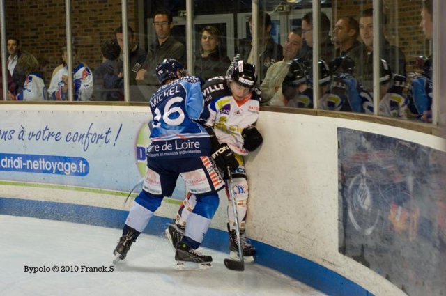 Photo hockey match Angers  - Caen  le 05/10/2010