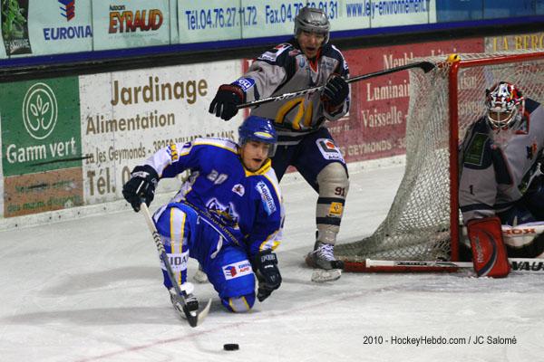 Villard-de-Lans 3 - 4 Grenoble 