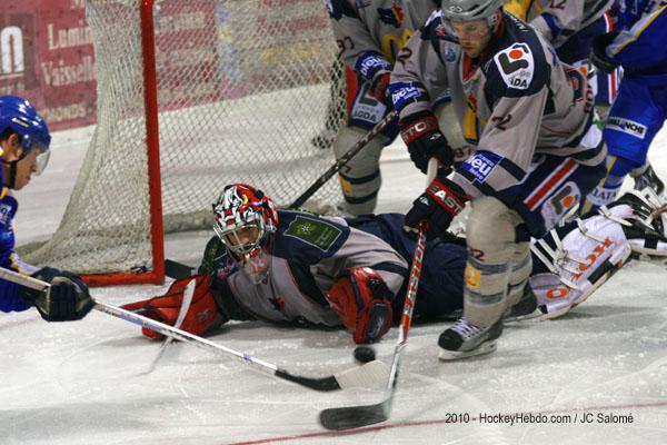 Villard-de-Lans 3 - 4 Grenoble 