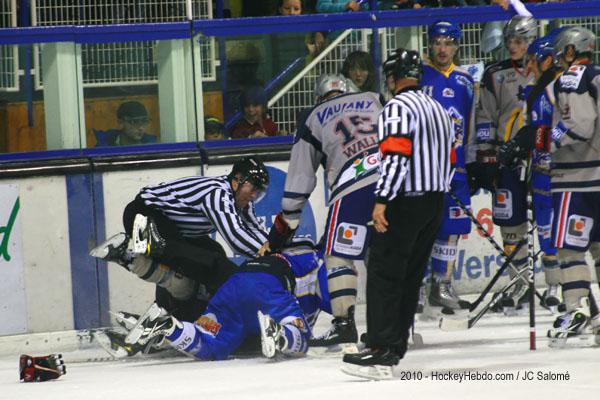 Villard-de-Lans 3 - 4 Grenoble 