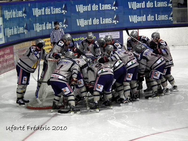 Villard-de-Lans 3 - 4 Grenoble 