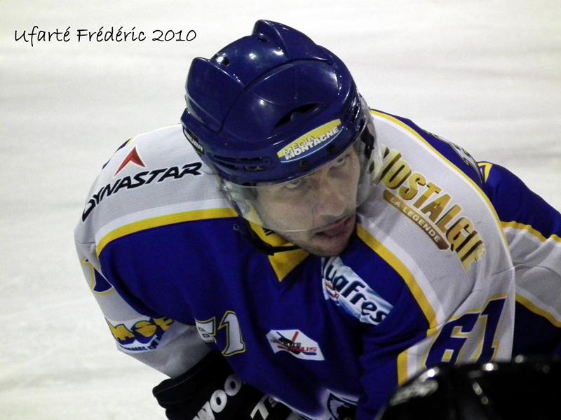 Villard-de-Lans 3 - 4 Grenoble 