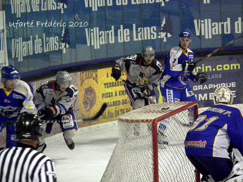 Villard-de-Lans 3 - 4 Grenoble 