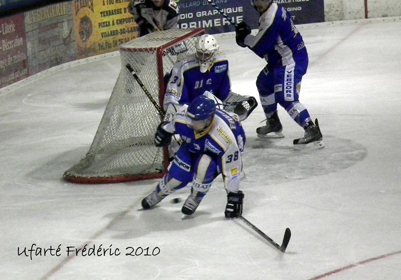 Villard-de-Lans 3 - 4 Grenoble 