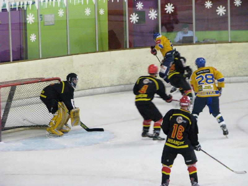 Besançon 6 - 2 Dijon II