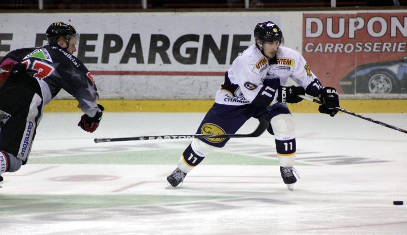 Amiens  2 - 3 Chamonix 