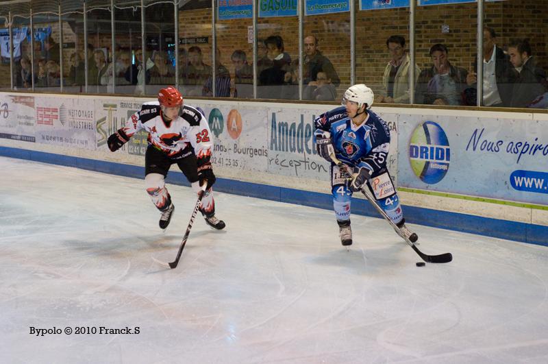 Angers  4 - 1 Neuilly/Marne