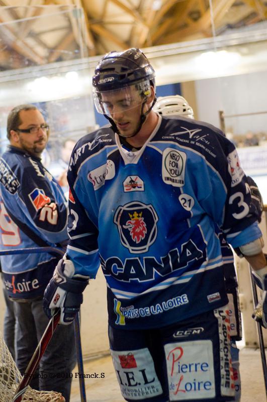 Angers  4 - 1 Neuilly/Marne