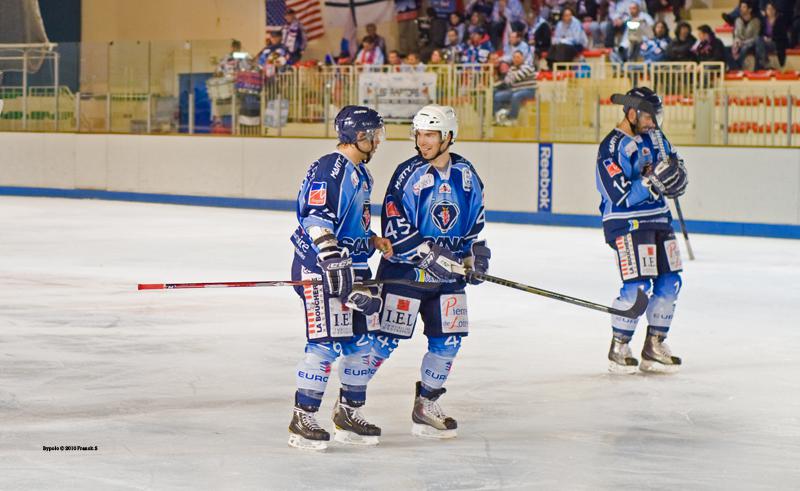 Angers  4 - 1 Neuilly/Marne