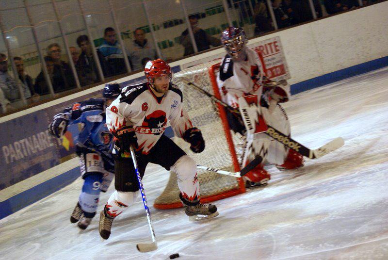 Angers  4 - 1 Neuilly/Marne