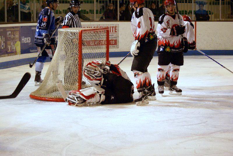 Angers  4 - 1 Neuilly/Marne
