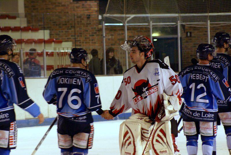 Angers  4 - 1 Neuilly/Marne