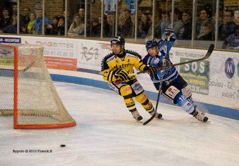 Angers  5 - 1 Rouen