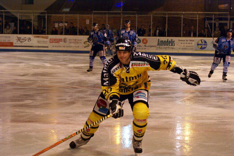 Angers  5 - 1 Rouen