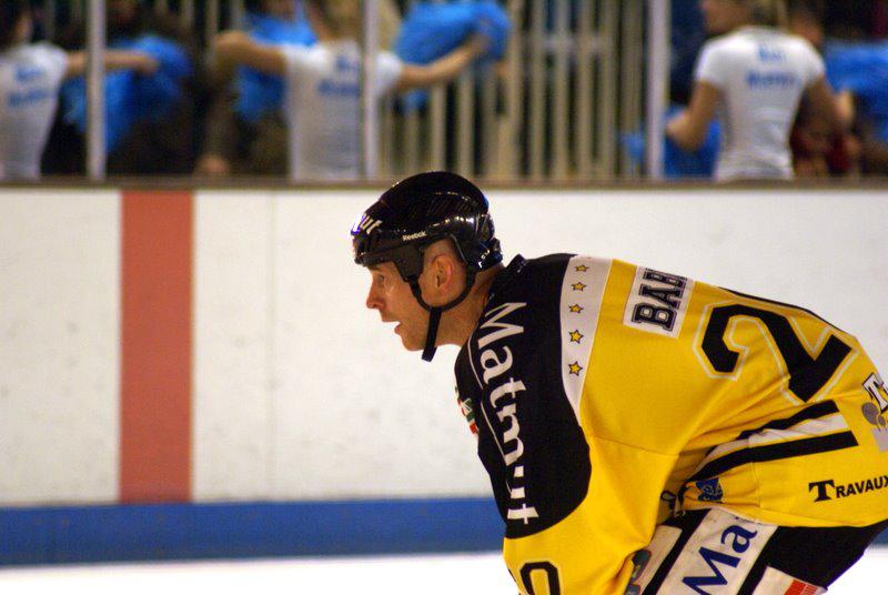 Angers  5 - 1 Rouen