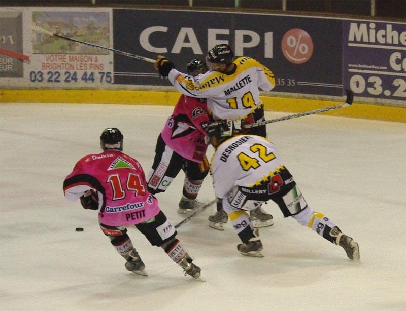 Amiens  3 - 5 Rouen