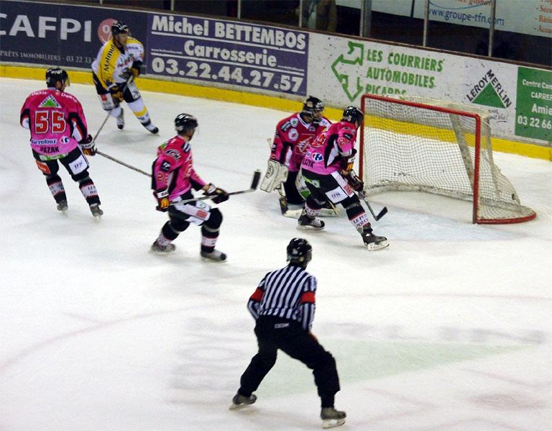 Amiens  3 - 5 Rouen