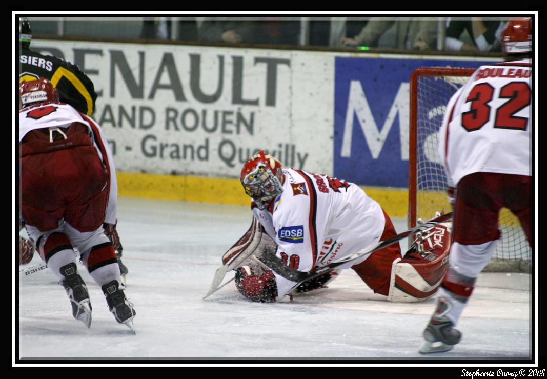 Rouen 7 - 3 Briançon 