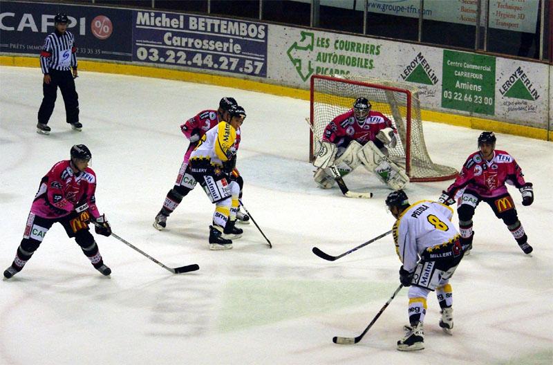 Amiens  3 - 5 Rouen