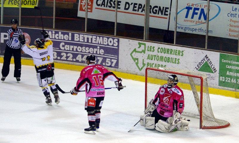 Amiens  3 - 5 Rouen