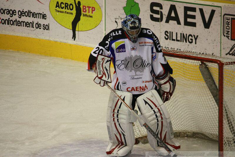 Chamonix  4 - 1 Caen 