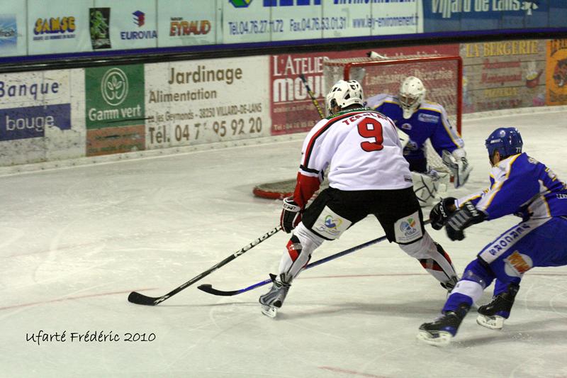 Villard-de-Lans 2 - 10 Briançon 