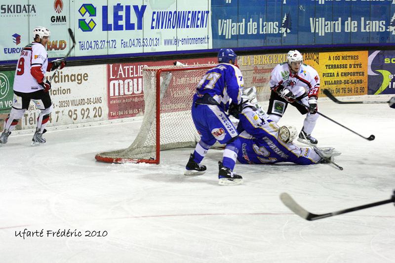 Villard-de-Lans 2 - 10 Briançon 