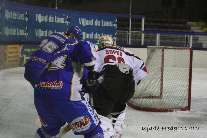 Villard-de-Lans 2 - 10 Briançon 