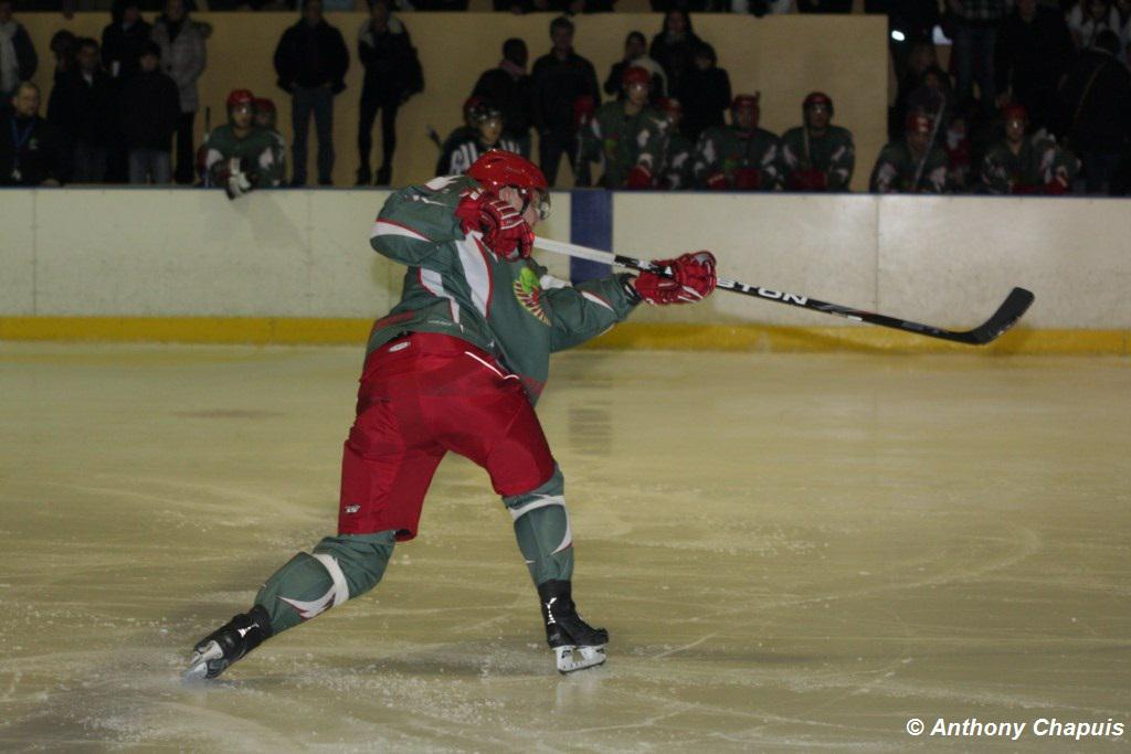 Cergy-Pontoise 7 - 5 Courbevoie 