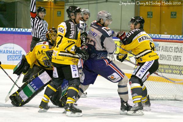 Rouen 8 - 1 Grenoble 