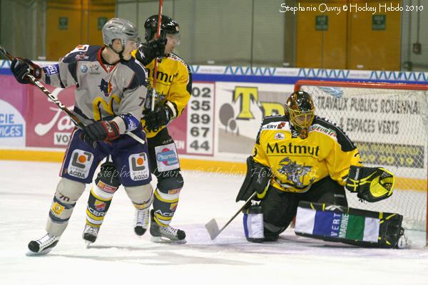 Rouen 8 - 1 Grenoble 