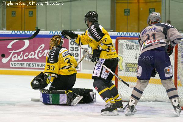 Rouen 8 - 1 Grenoble 