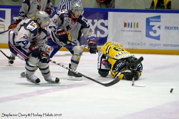 Rouen 8 - 1 Grenoble 