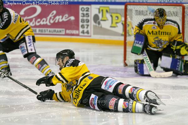 Rouen 8 - 1 Grenoble 