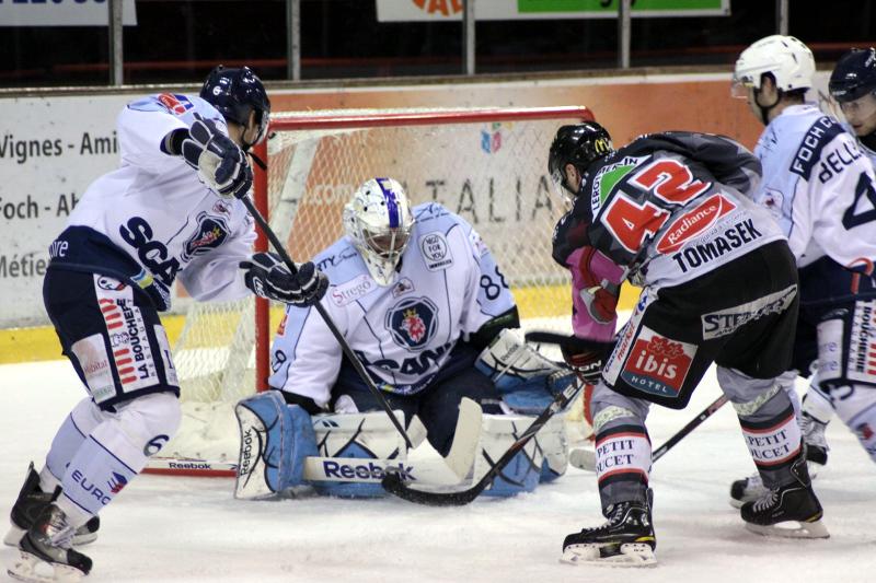 Amiens  1 - 5 Angers 