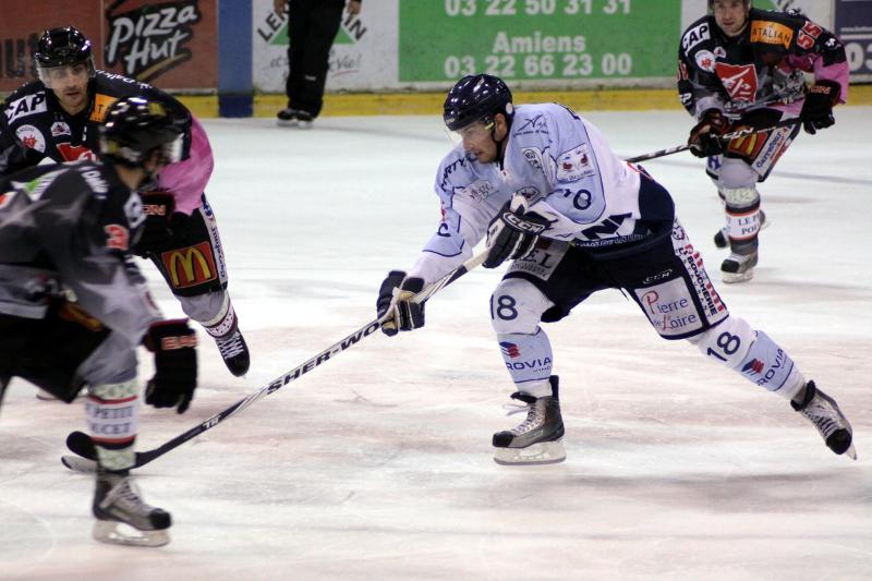 Amiens  1 - 5 Angers 