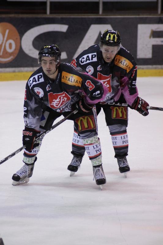 Amiens  1 - 5 Angers 