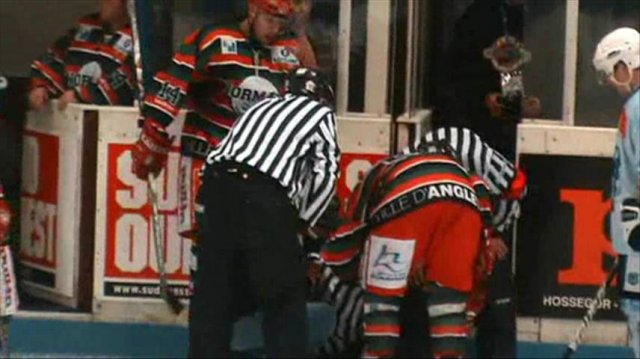 Photo hockey match Anglet - Montpellier  le 26/10/2010