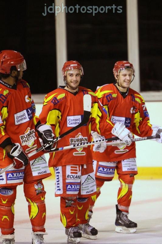 Orléans 3 - 7 Courbevoie 