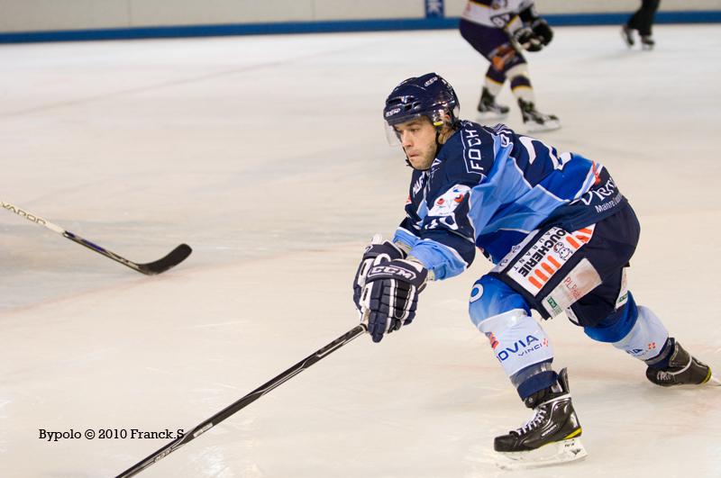 Angers  1 - 0 Chamonix 