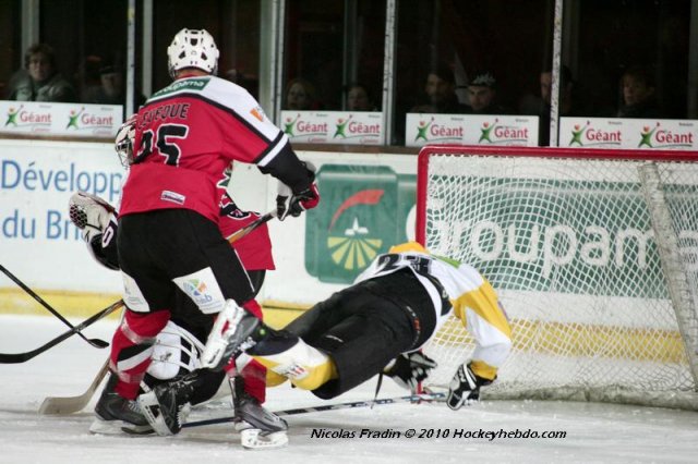 Photo hockey match Briançon  - Strasbourg  le 30/10/2010