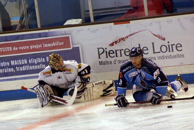 Angers  1 - 0 Chamonix 