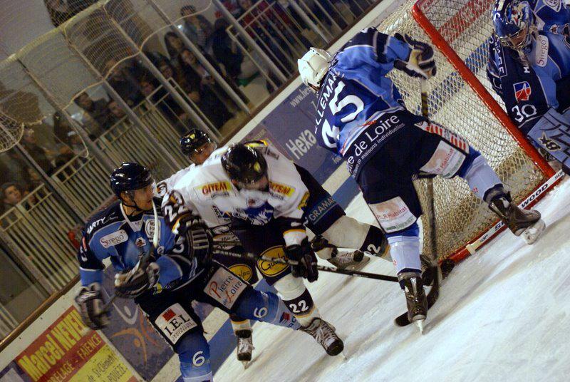 Angers  1 - 0 Chamonix 