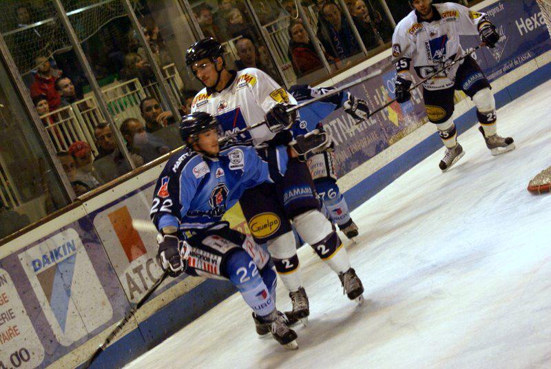 Angers  1 - 0 Chamonix 