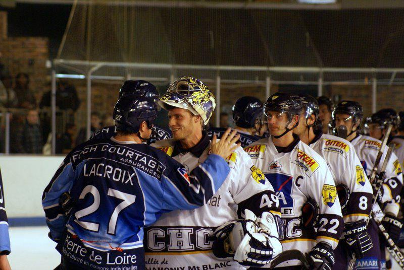 Angers  1 - 0 Chamonix 