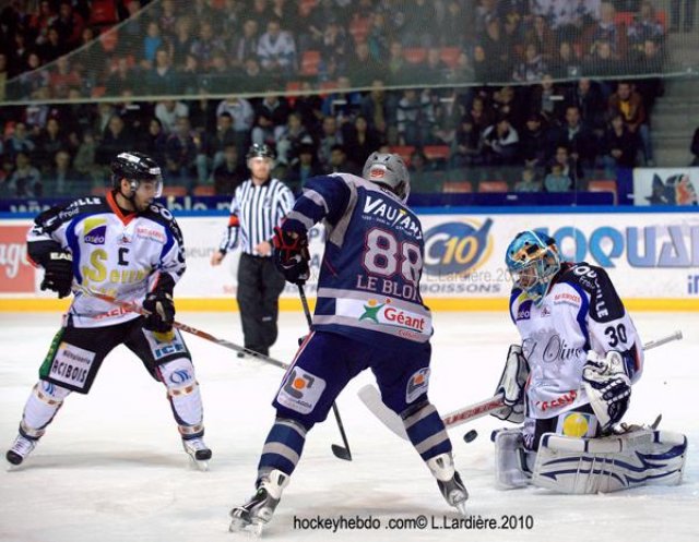 Photo hockey match Grenoble  - Caen  le 30/10/2010