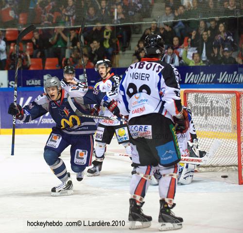Grenoble  4 - 2 Caen 