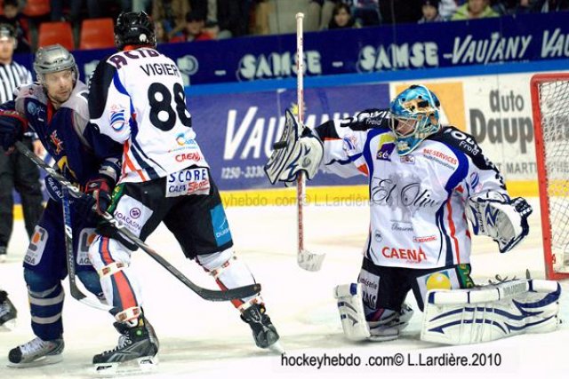 Photo hockey match Grenoble  - Caen  le 30/10/2010