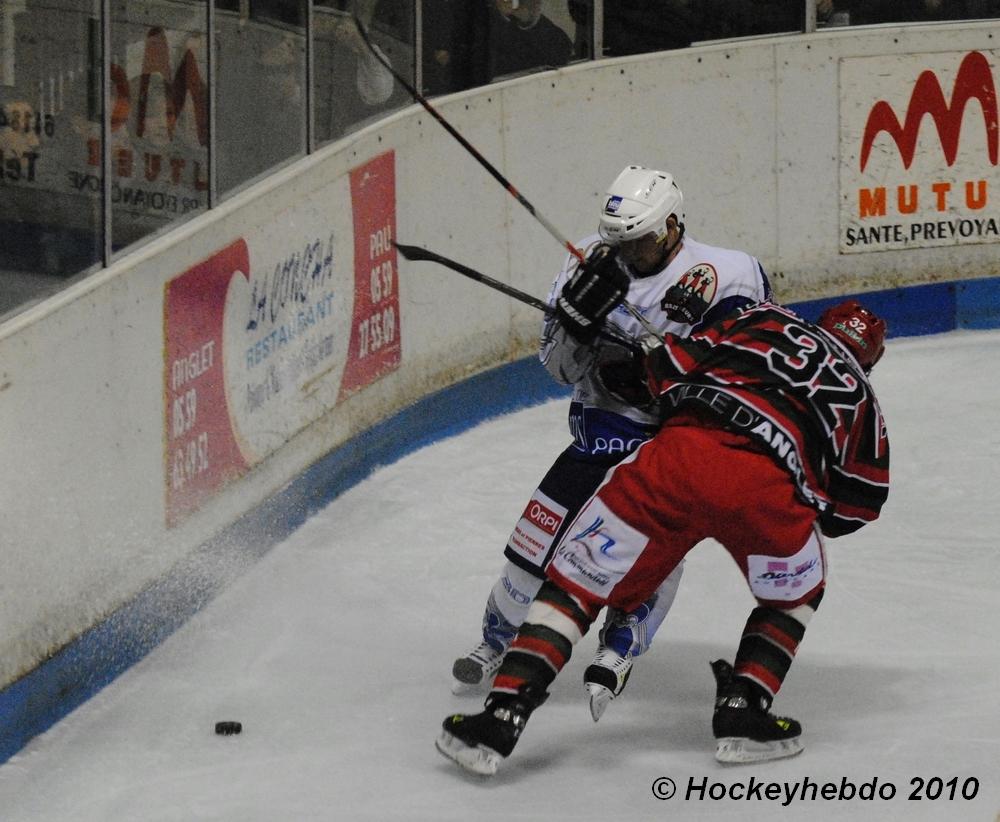 Anglet 6 - 7 Reims