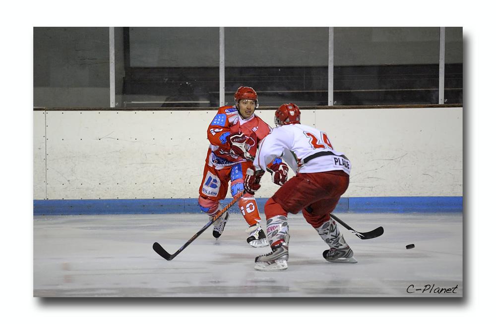 Valence 2 - 3 Courbevoie 